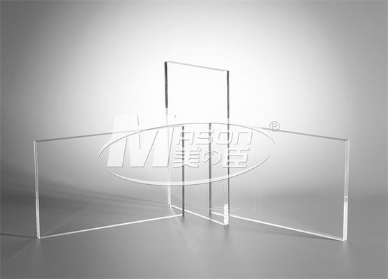 Il grande plexiglass del Muttahida Majlis-E-Amal riveste lo strato acrilico sottile trasparente del taglio su ordinazione