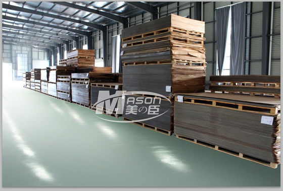 Strato di plastica acrilico della chiara e colata trasparente di 4x8 Ft 2mm per decorativo
